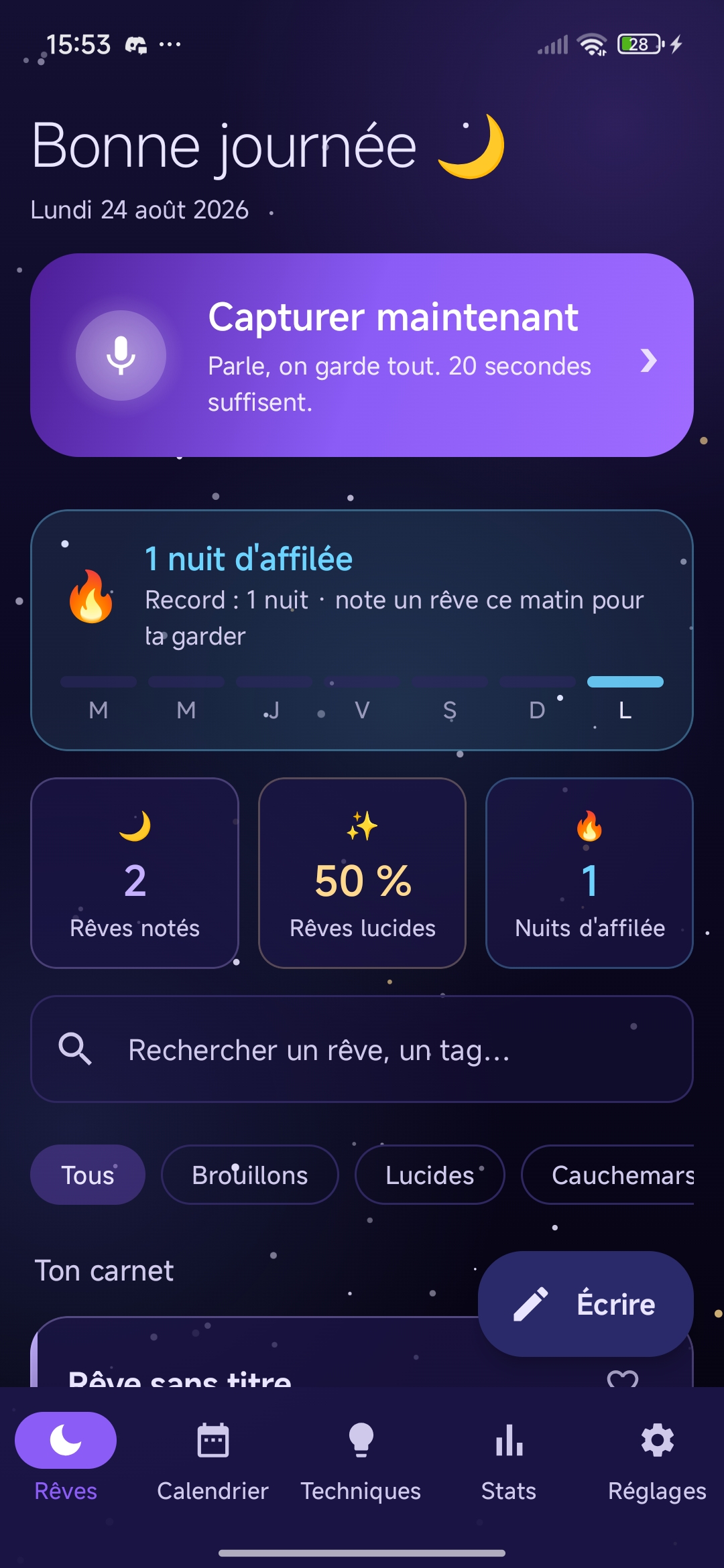 Carnet de ZzzApp : bouton de capture, série en cours, statistiques du mois et liste des rêves.